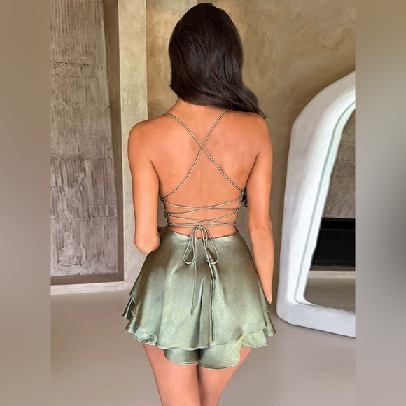 Backless Layered Ruffled Cami Dress - Picture 3 of 8